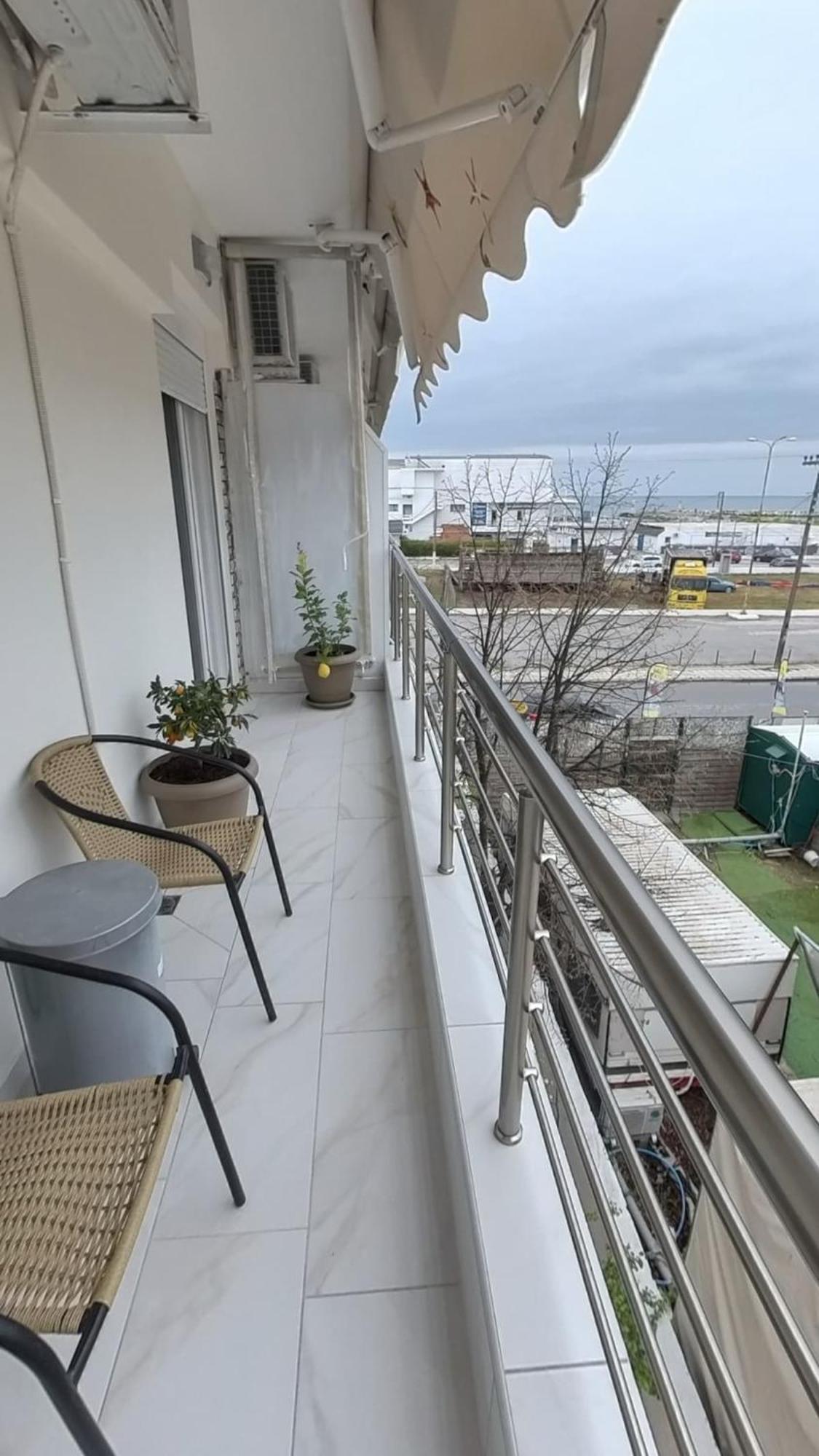 Cozy Sea View Apartment In Paralia Paralía Exterior foto